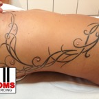Microdermalpiercing18.jpg